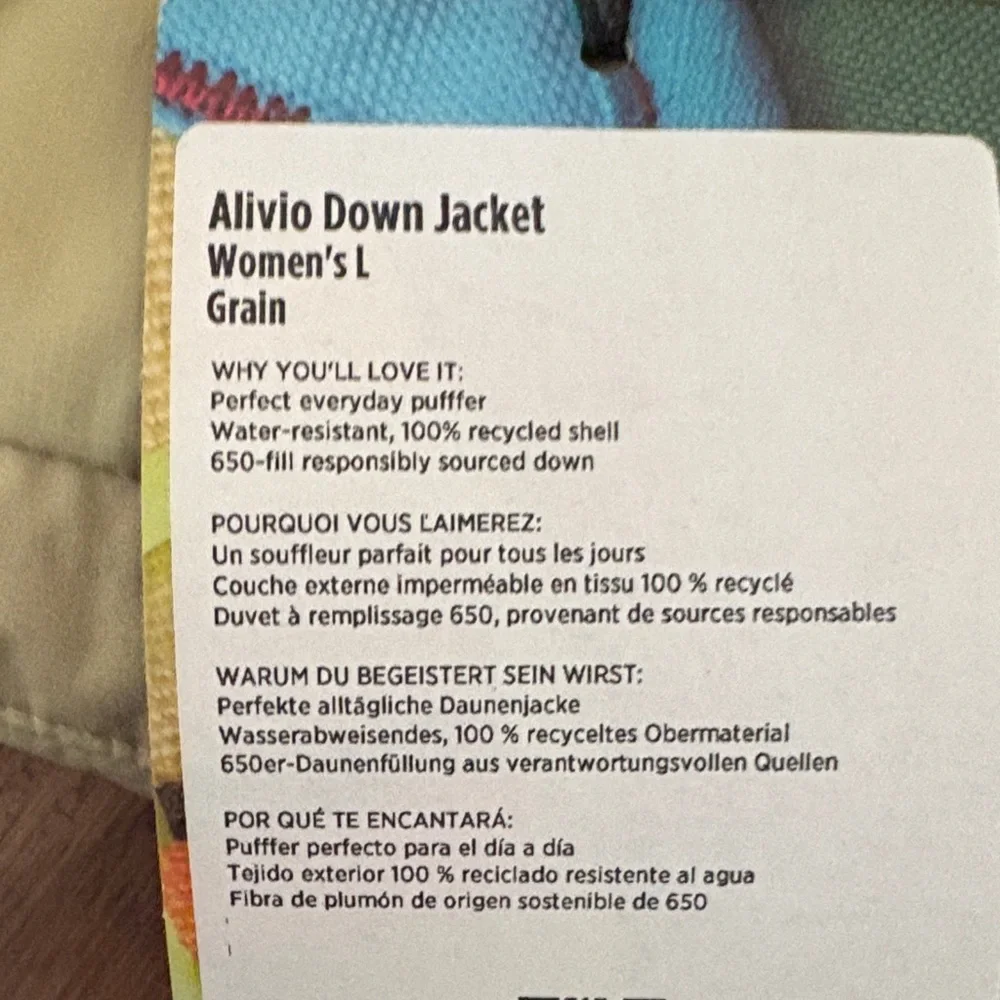Cotopaxi Women’s NWT Beige Puffer Jacket with under layer 🦙 🏔️ - Picture 4 of 14